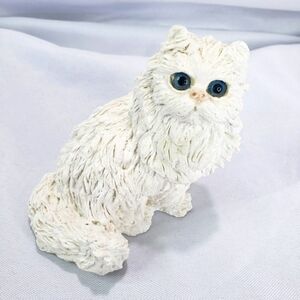Stone Critters White Persian Cat Figurine Figure 4 Inch Blue Eyes Textured Vtg